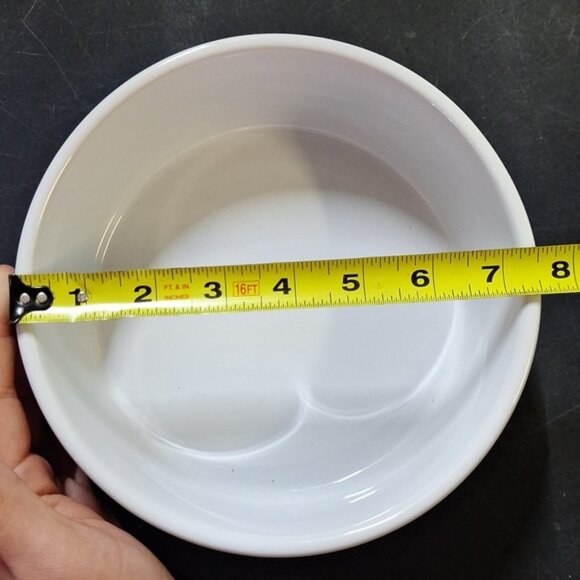 New! White 6 Cup Textured Stoneware Food or Water Bowl with Non-Skid Bottom Grip - Picture 12 of 12